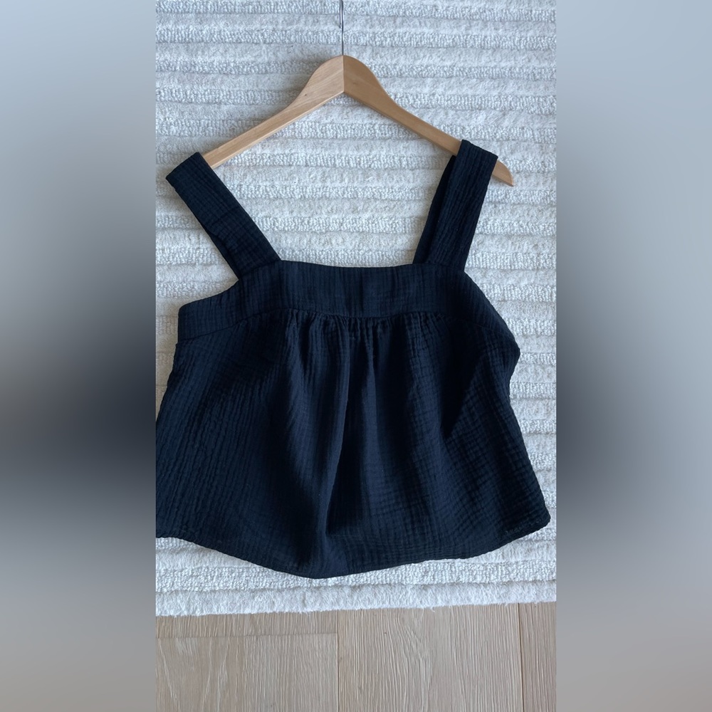 Drew Gauzy Crop Tank, Black, Size S.